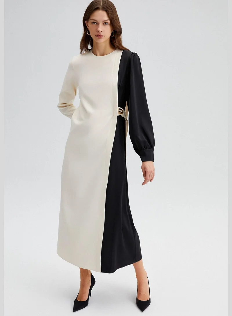 Touche CONTRAST COLORED DRESS