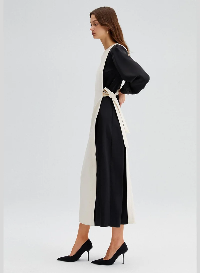 Touche CONTRAST COLORED DRESS