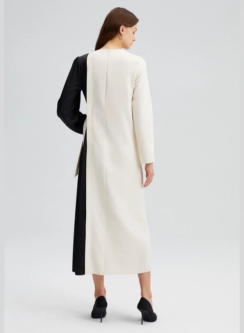 Touche CONTRAST COLORED DRESS
