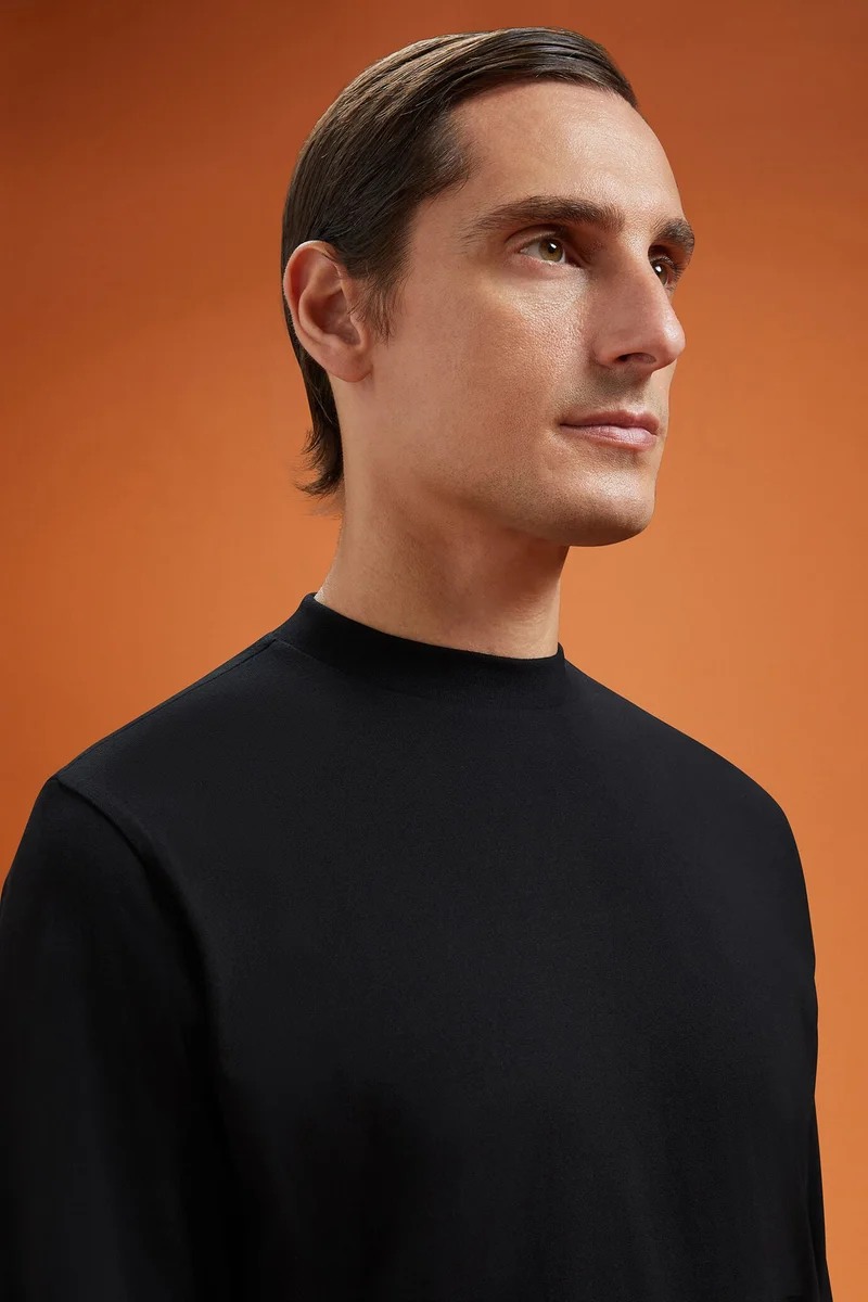 Doppelganger Black Men's regular fit long-sleeved crew neck T-shirt in 100% cotton - Black for Men | Best Price UAE