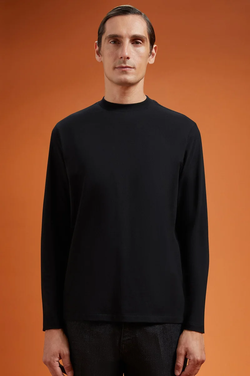 Men's regular fit long-sleeved crew neck T-shirt in 100% cotton - Black