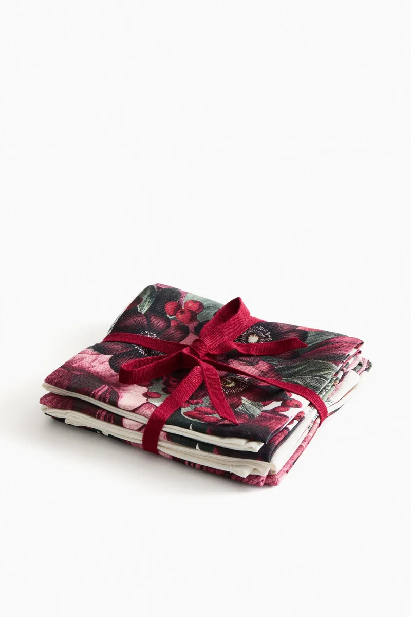 اتش اند ام مناديل - عبوة من 4 قطع