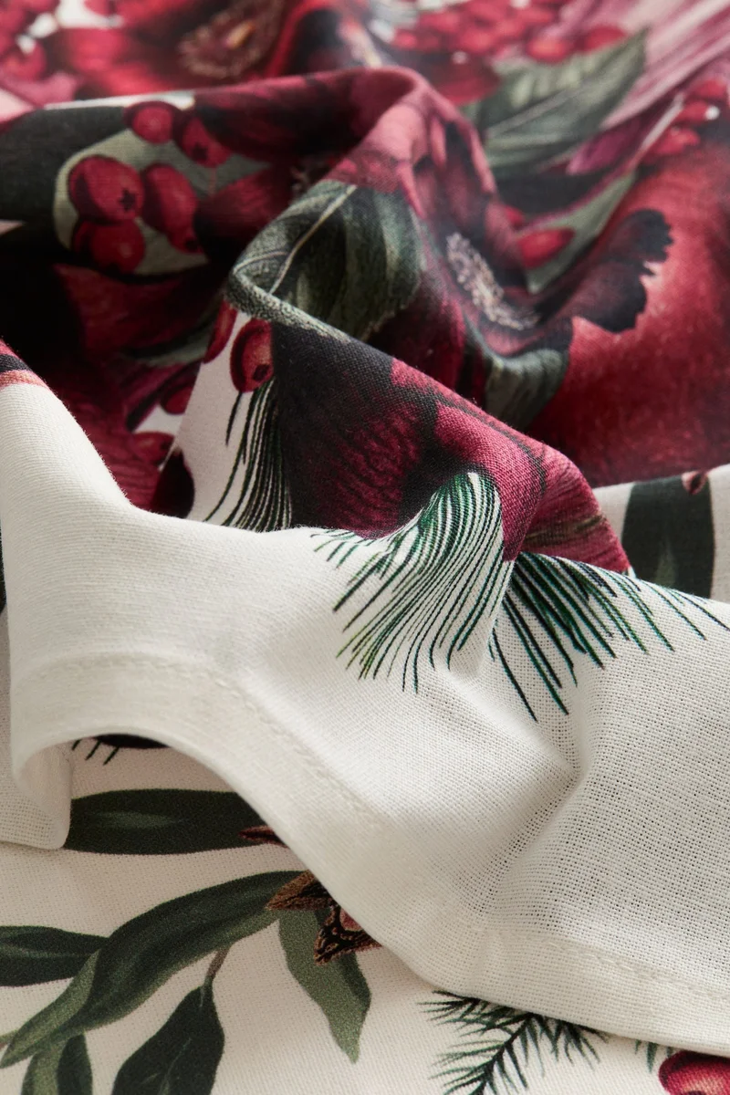 اتش اند ام مناديل - عبوة من 4 قطع