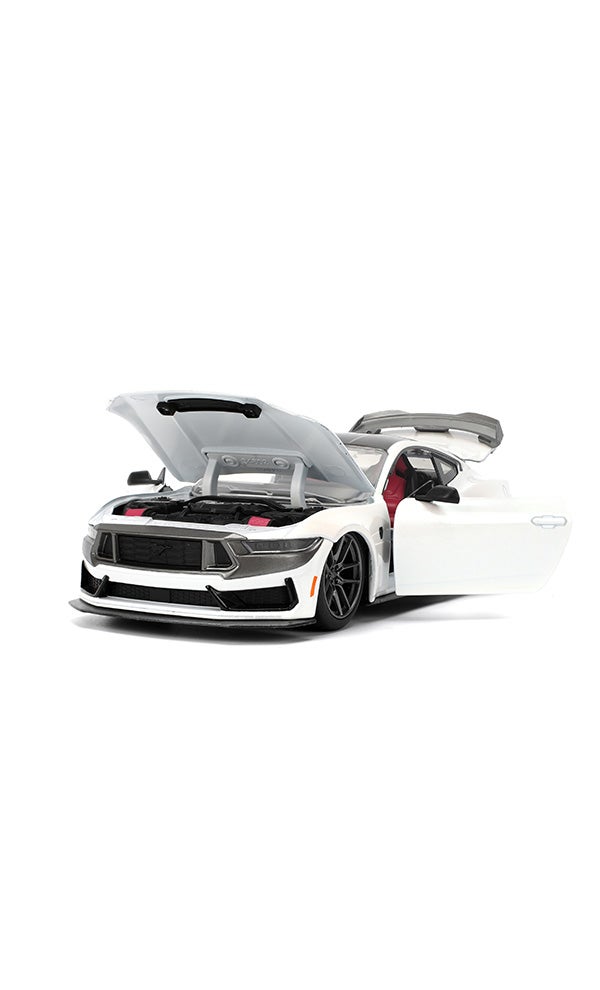 JADA Pink Slips 1:24 - 2024 Ford Mustang, Die-Cast Car with Base, Toys for Kids and Adults - Image 1