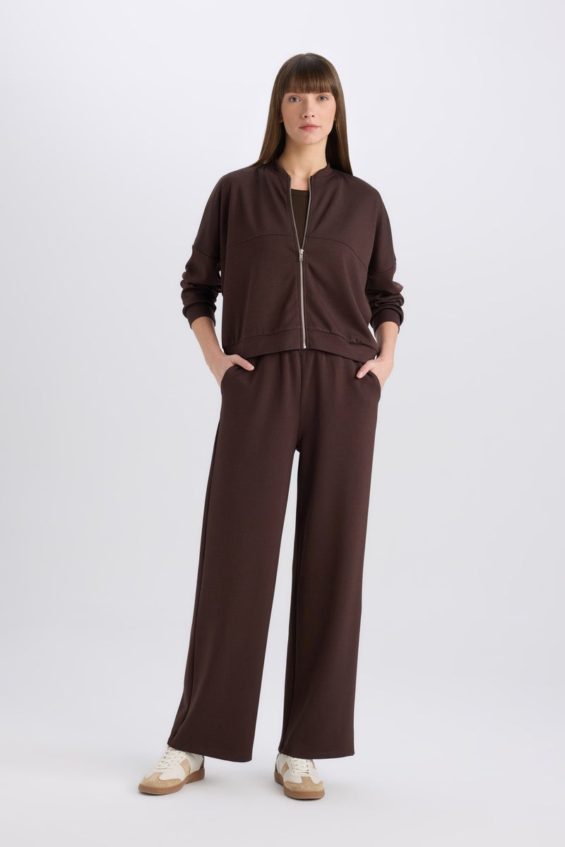 DeFacto Woman Basic Elastic Waist Wide Leg Sweatpants - Image 1