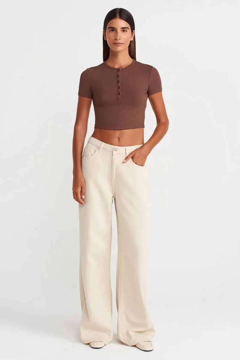 Dilvin Mocha Brown DILVIN Slim Fit Crop Blouse With Buttons for Women | Best Price UAE