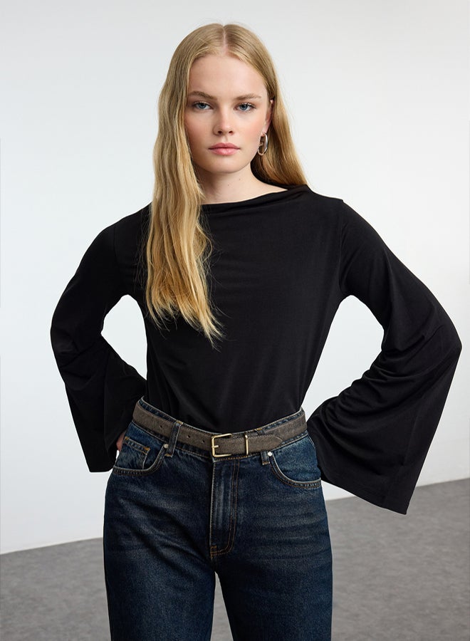 trendyol Black Relaxed/Comfortable Fit Spanish Sleeve Stretchy Knitted Blouse TWOAW25BZ00203 - Image 1