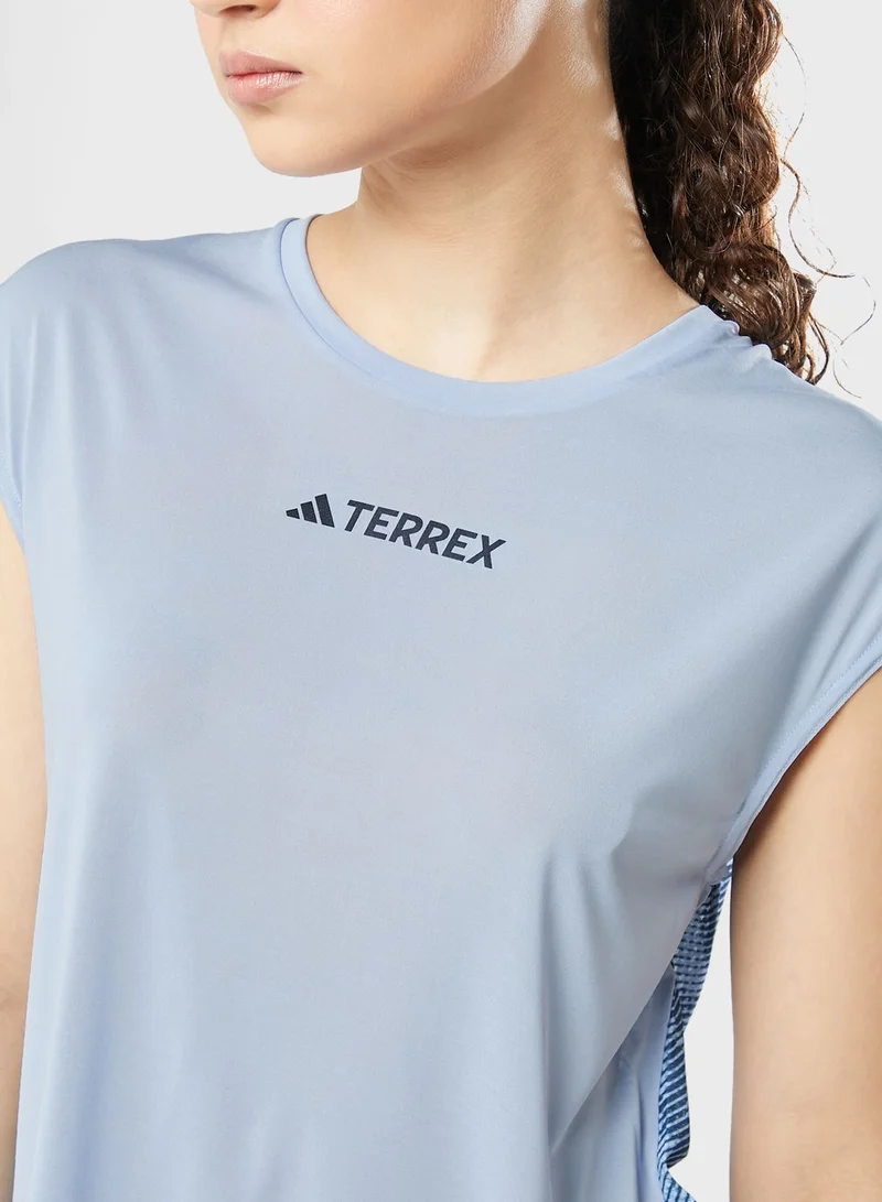Adidas Essential Pro T-Shirt