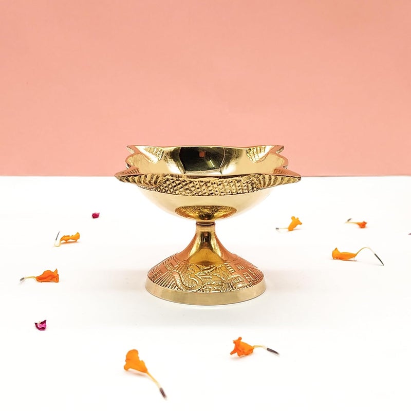 DOKCHAN DOKCHAN 4 Face Brass Diya for Pooja Mandir Diwali Festival Oil lamp Diya for Daily PoojaDiwali Pooja Charmukhi Diya for Pooja Size 7cm Pack of 01 - Image 2