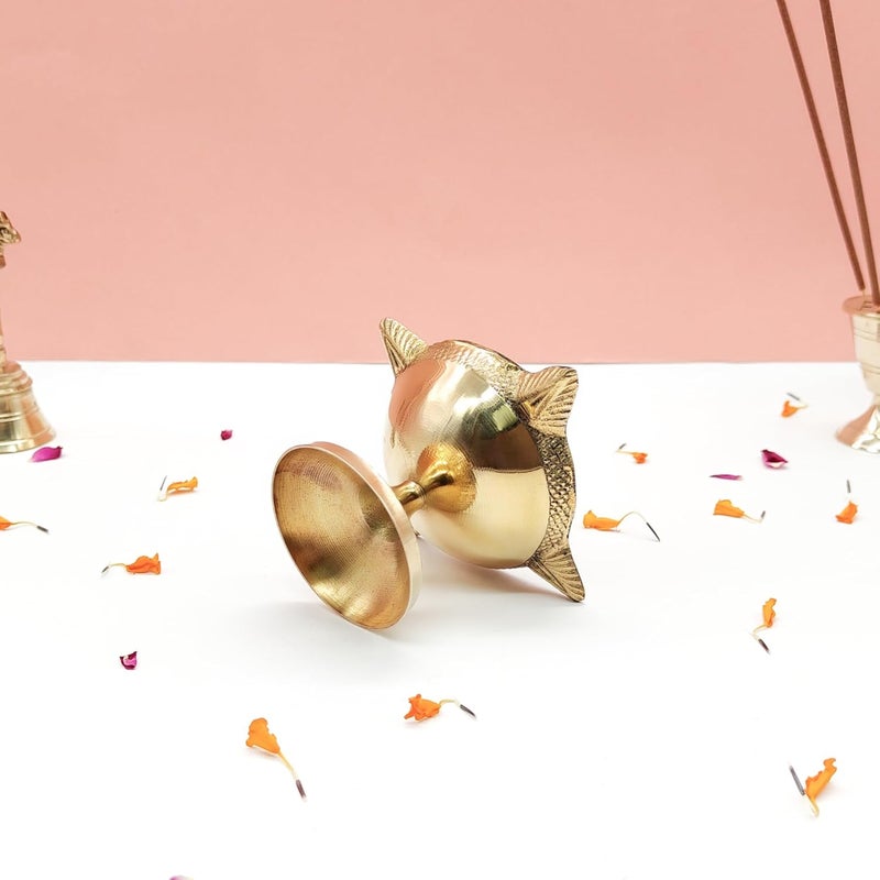 DOKCHAN DOKCHAN 4 Face Brass Diya for Pooja Mandir Diwali Festival Oil lamp Diya for Daily PoojaDiwali Pooja Charmukhi Diya for Pooja Size 7cm Pack of 01 - Image 4