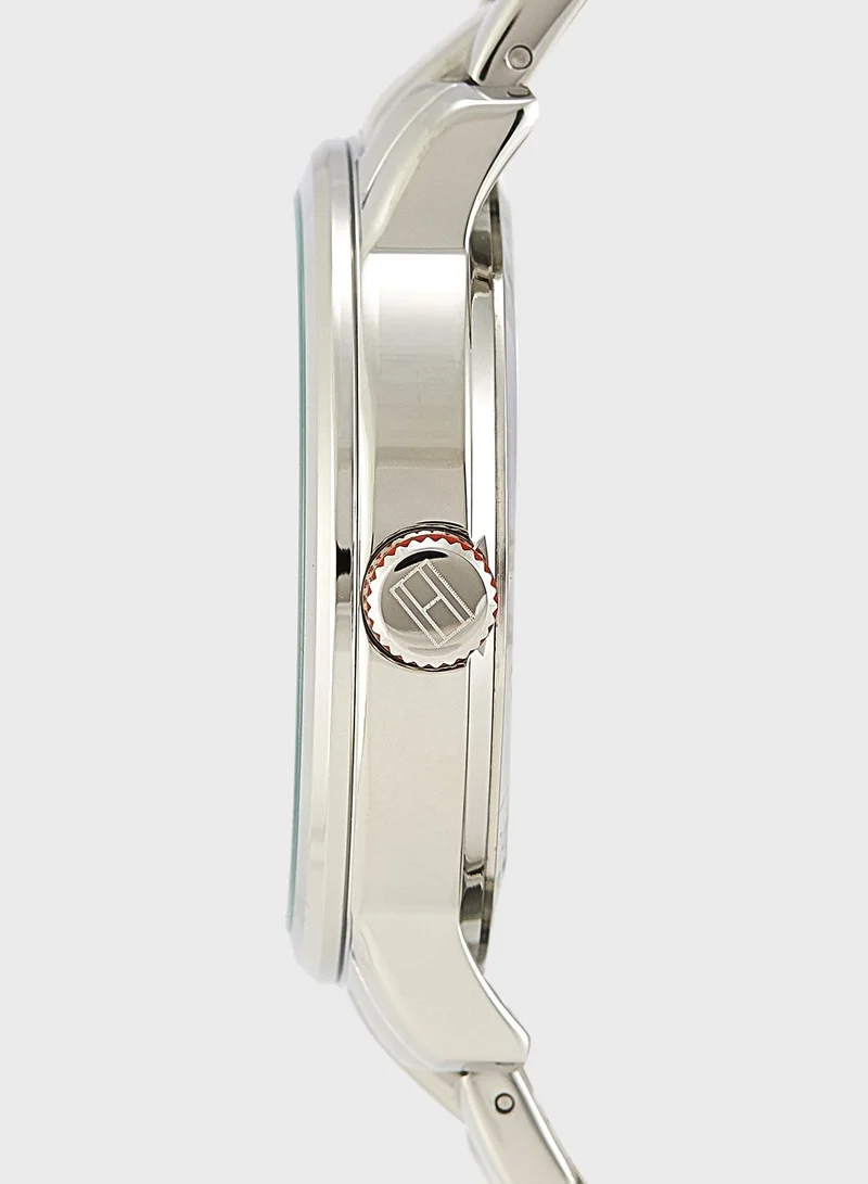 TOMMY HILFIGER Round Analog Watch