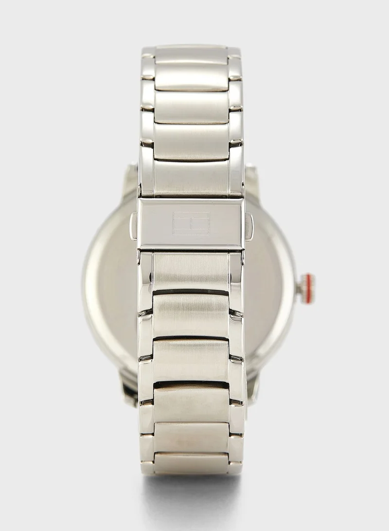 TOMMY HILFIGER Round Analog Watch