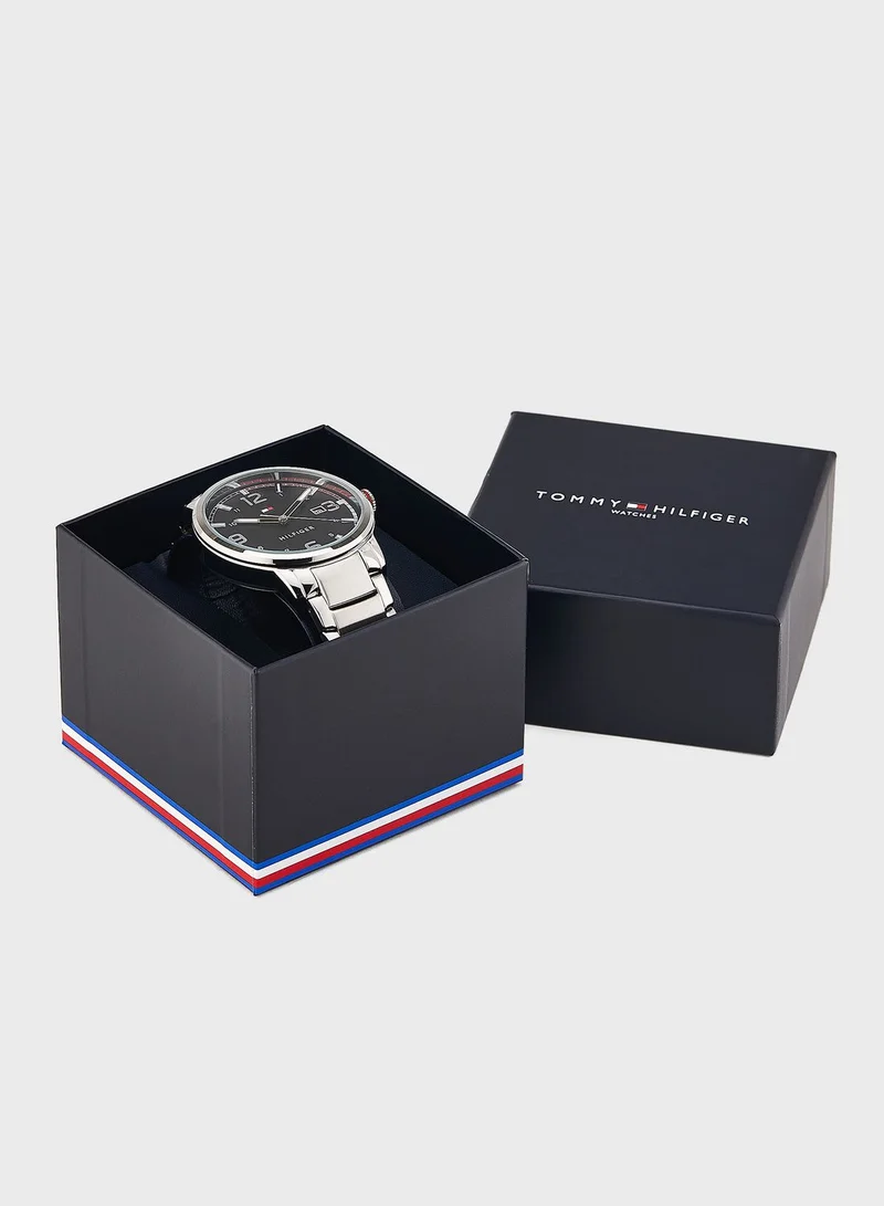 TOMMY HILFIGER Round Analog Watch