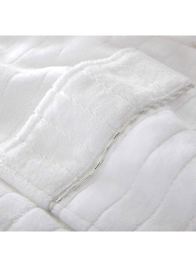 كرز لنن روب حمام قطن أبيض روب صغير طول 110 سم. عرض الخصر 71 سم. عرض الكتفين 49 سم. طول الكم 52 سم - Image 4