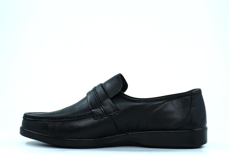 Hush Puppies أحذية جلدية للرجال بتصميم سهل الارتداء - Image 3