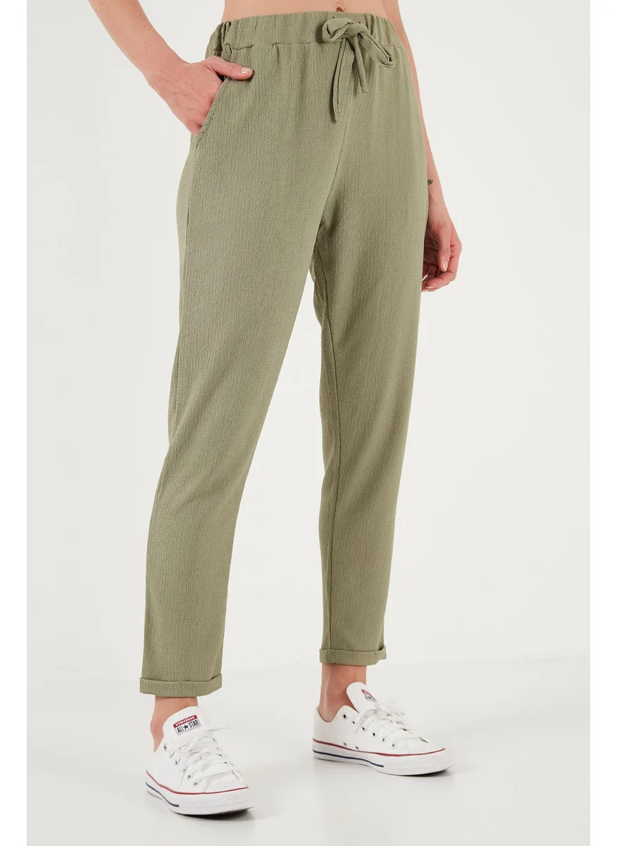 Lela Waist-Tie Pocketed Short-Leg Slim-Fit Trousers Women's Trousers 5869017