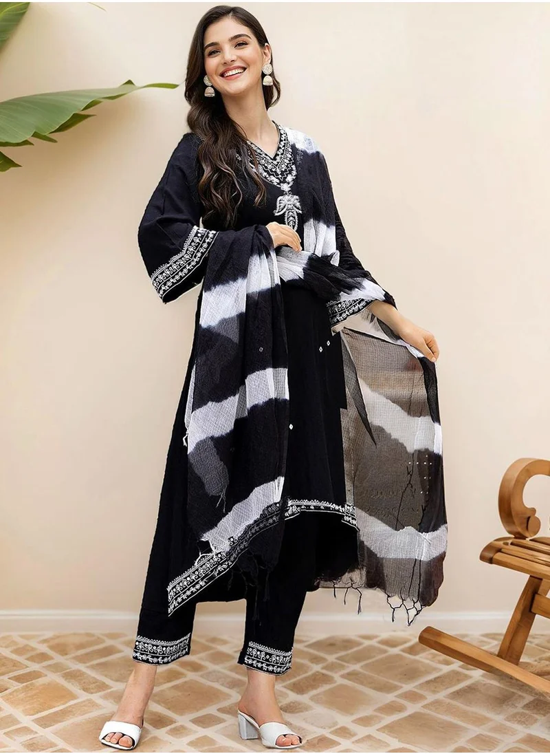 آي شين Women's Black Rayon Embellished Tunic Full Length Casual Straight Fit Kurta Set