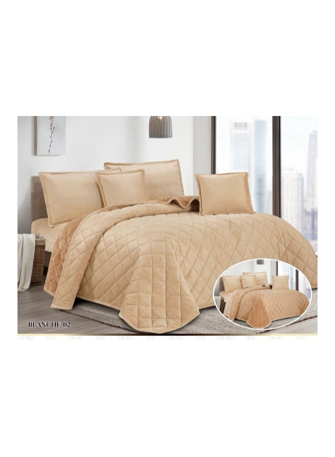 4-piece royal comforter set, winter, two-sided, velvet side and fur side, king size, 160x220 cm - Image 1