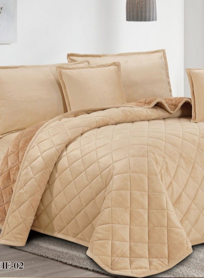 4-piece royal comforter set, winter, two-sided, velvet side and fur side, king size, 160x220 cm - Image 2