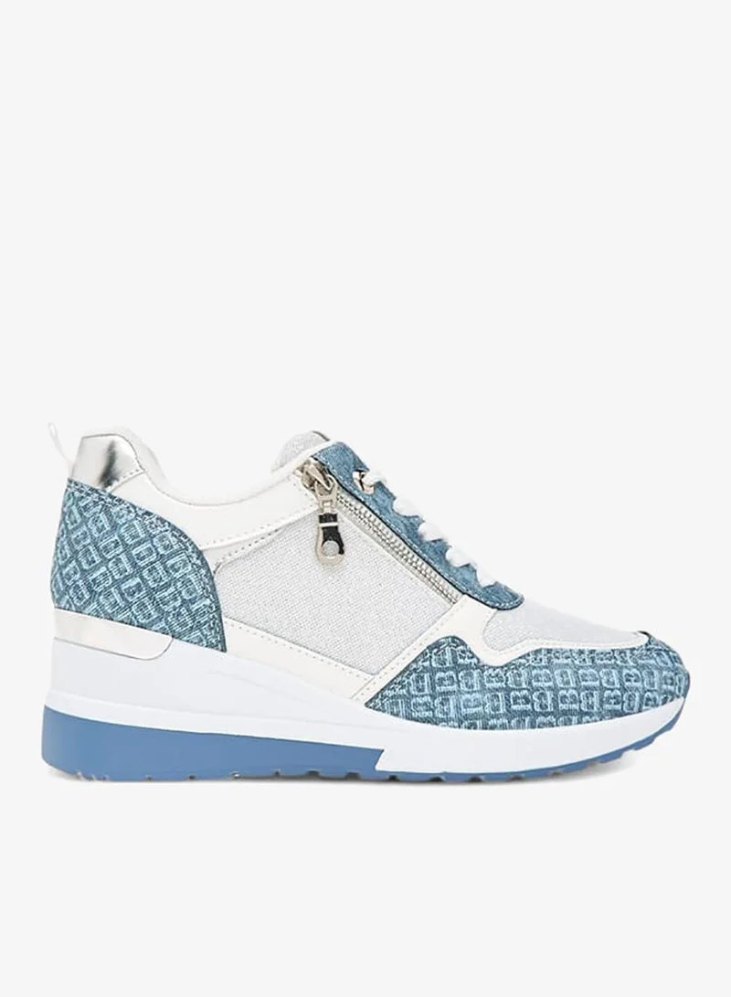 فلورا بيلا من شو إكسبرس سنيكرز نسائي بطبعة شعار مع إغلاق برباط