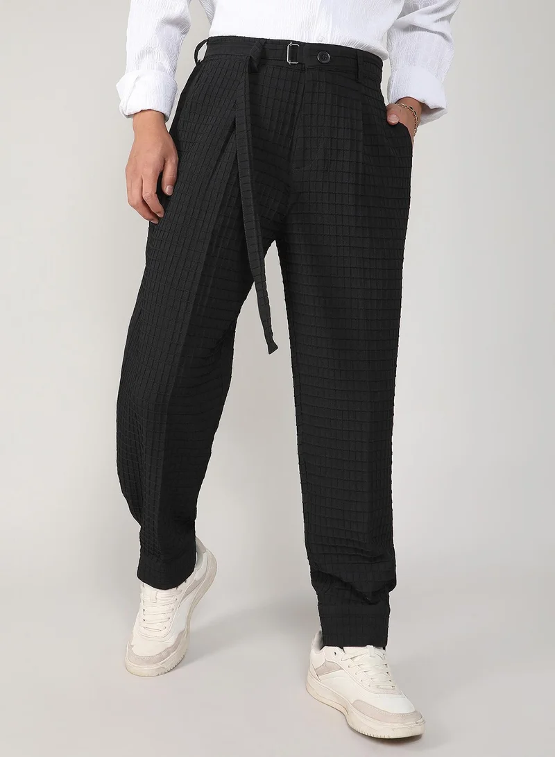 Campus Sutra Men's Midnight Black Textured Graph Check Trousers For Casual Wear | 4 Pockets | Mid- Rise | Button Closure | Trousers Crafted With Comfort Fit For Everyday Wear