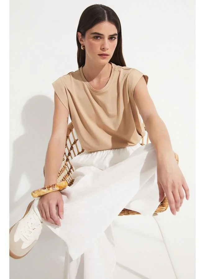 جون June Basic Cotton Crew Neck Sleeveless Tshirt Beige