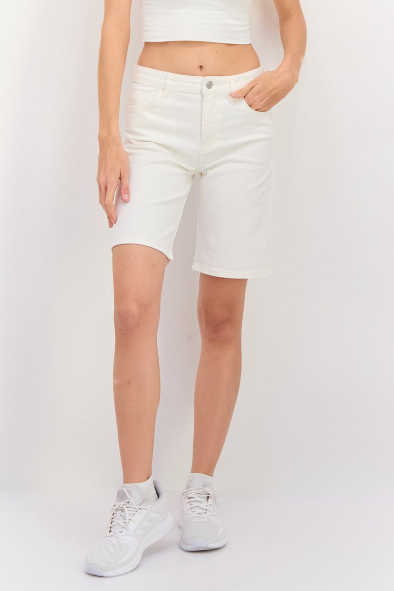 ESPRIT Women Solid Basic Shorts, Cream - Image 1