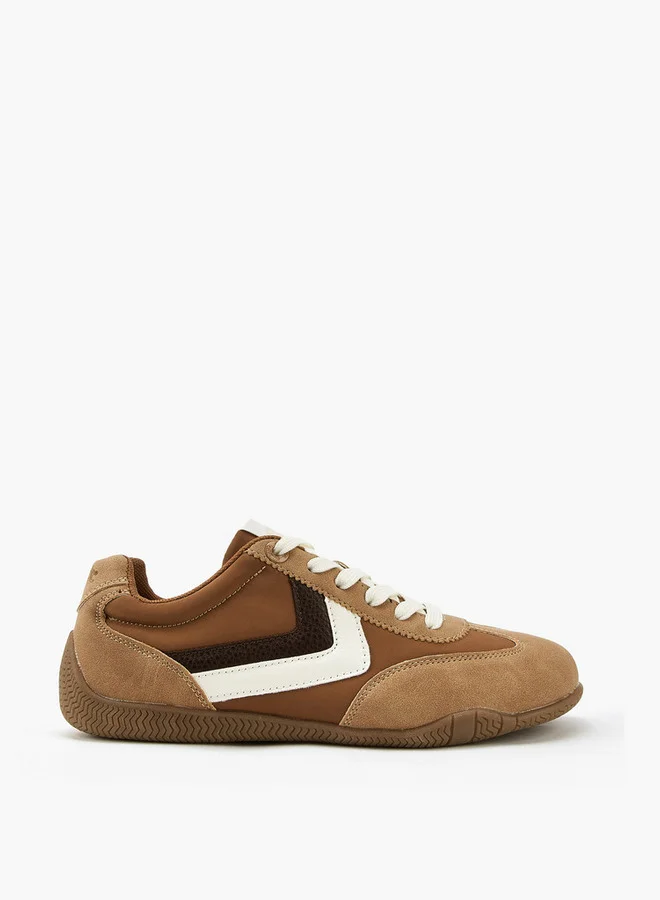 لي كوبر Women's Panelled Sneakers with Lace-Up Closure