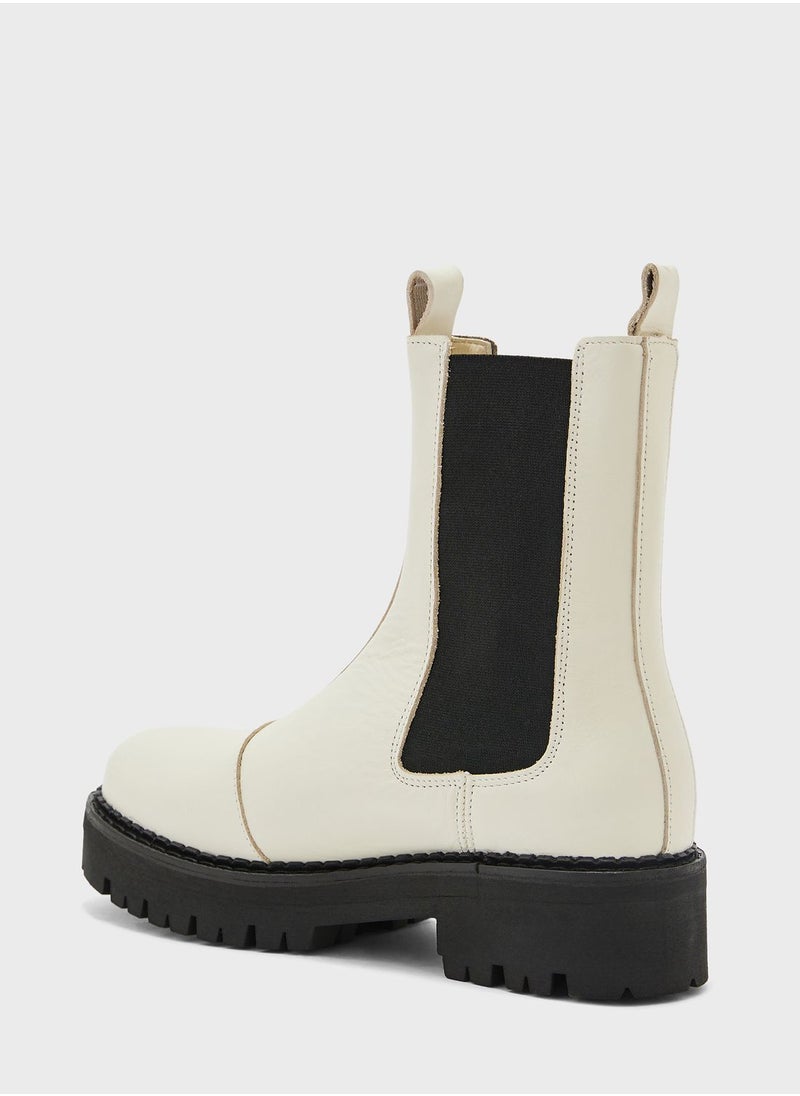 TOMMY HILFIGER - Urban Chelsea Boots - Image 1