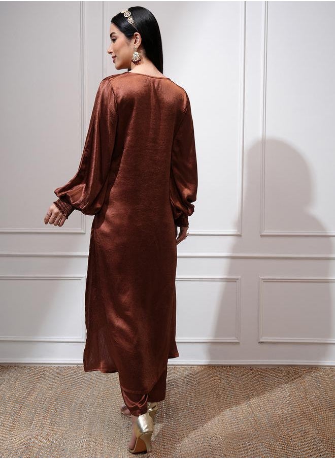 Vishudh Satin V-Neck Puffed Sleeves A-Line Kurta with Trousers by Styli  - Image 3