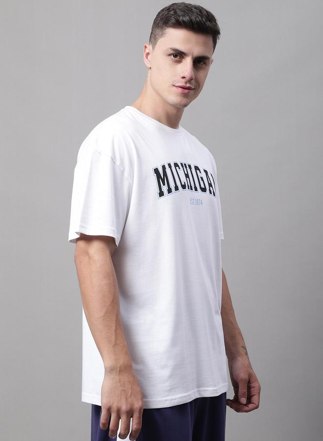 تايك تو تيشيرت رجالي أبيض بطبعة جرافيك مقاس كبير من دور - Image 4