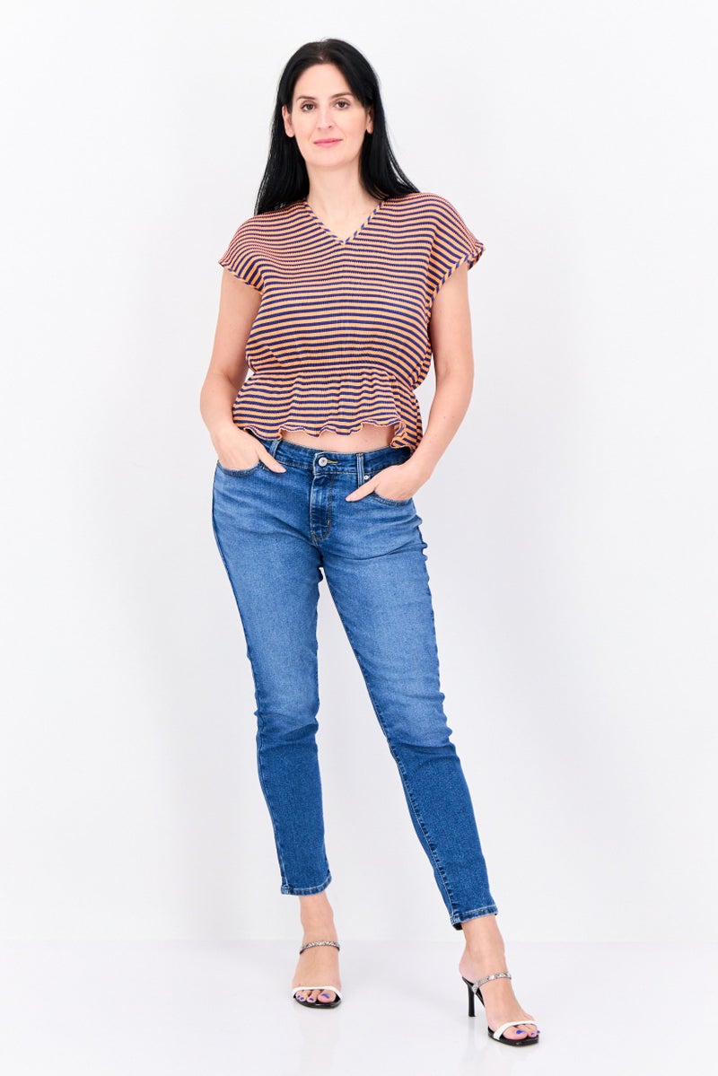 Levi's تي شيرت بكم قصير مخطط من ليفيس للنساء بتصميم V العنق، متعدد الألوان - Image 4