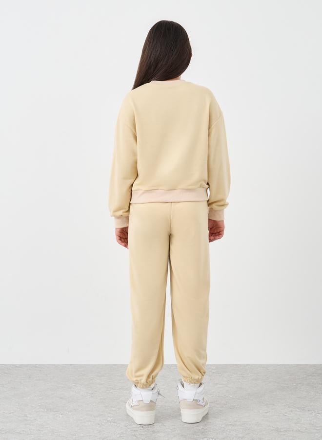 Styli Teen Beige NYC Print Sweatshirt and Joggers Set - Image 4