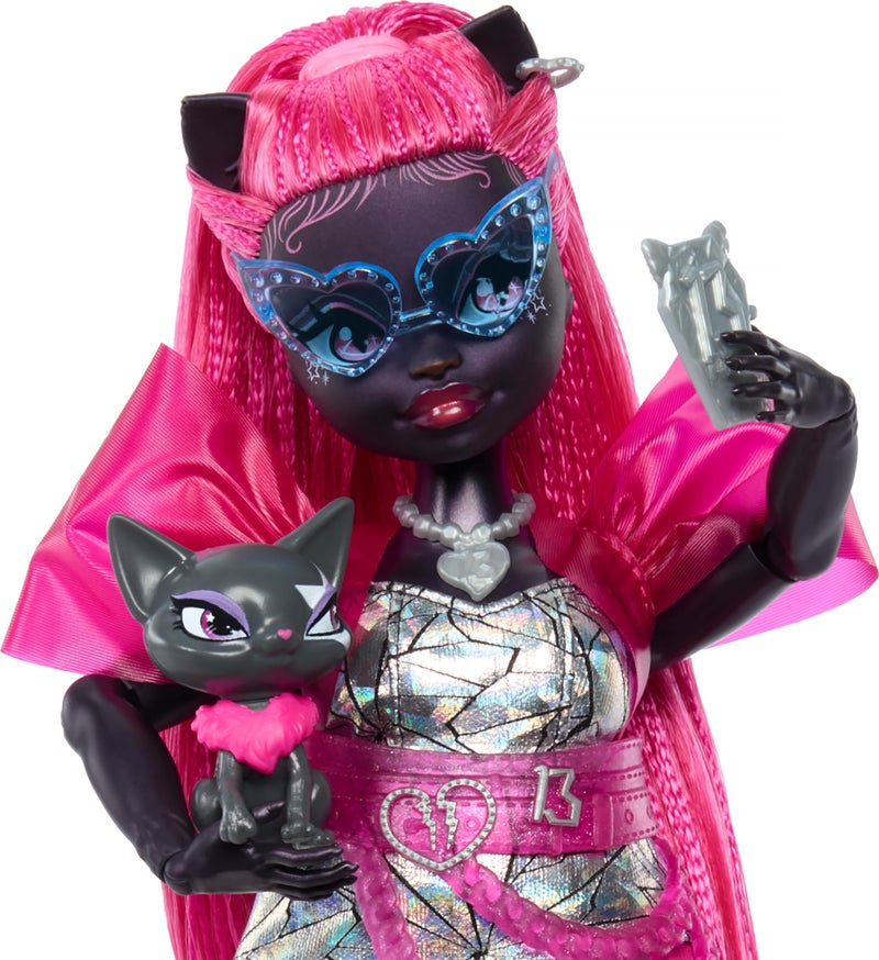 MONSTER HIGH دمية مونستر هاي كاتي نوار، ويريكت مع قطة أمويلت وملحقات مثل حقيبة ظهر، كتاب موسيقى، ميكروفون والمزيد - Image 3