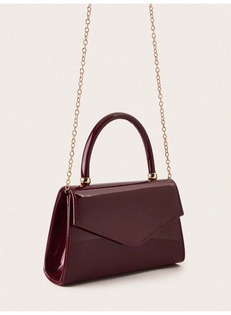 Elegant Women’s Burgundy Handbag with Glossy Finish and Luxurious Handle – Sophisticated Evening Clutch Perfect for Weddings, Engagements, Eid, and Special Occasions - Image 4