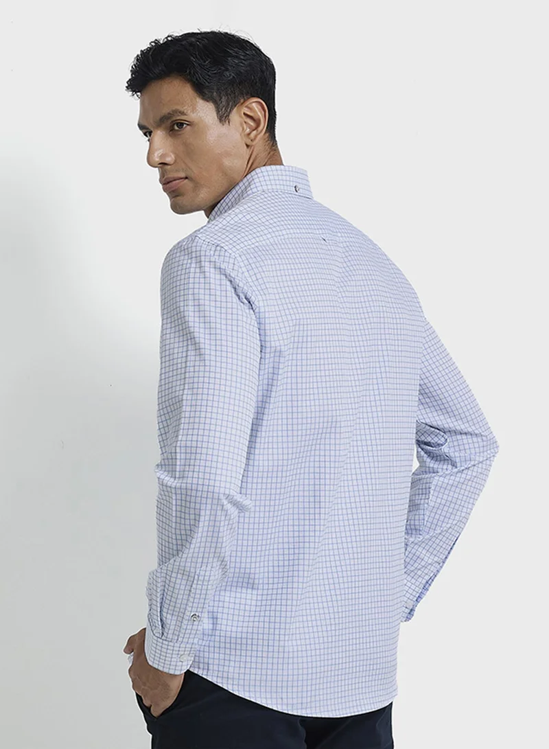 بين شيرمان قميص كاجوال بقصة عادية