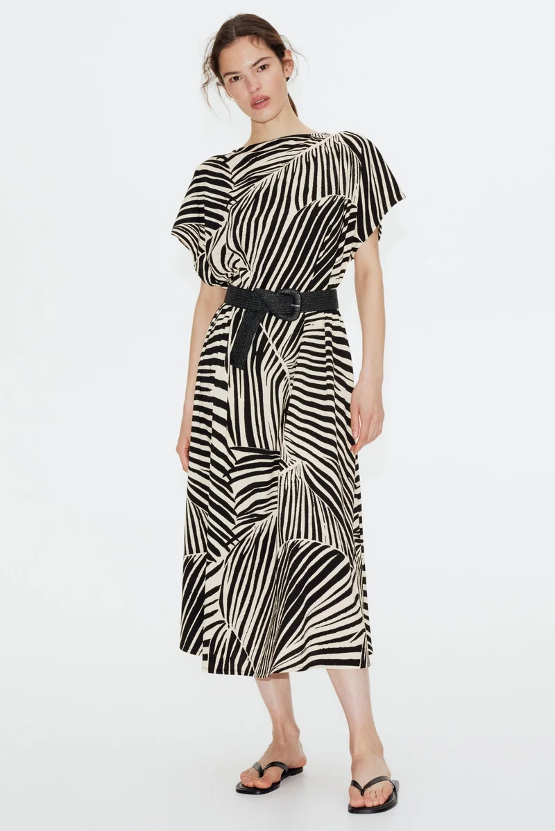 اتش اند ام فستان ماكسي بتصميم محدد عند الخصر