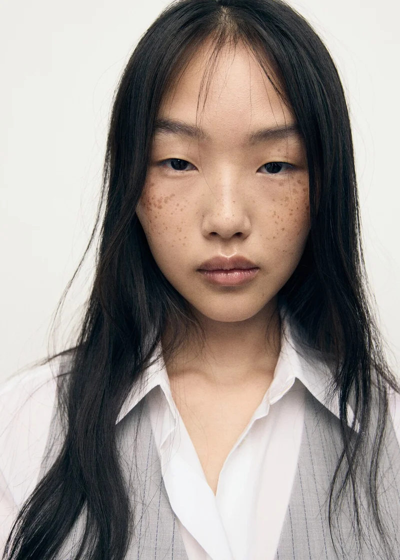 مانجو صدرية بدلة مخططة