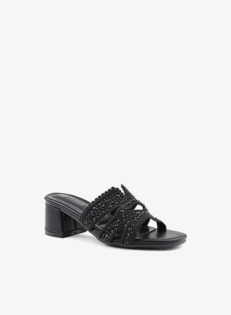 كابلي كعب عالٍ بكعب مربع وحزام للكاحل للبنات