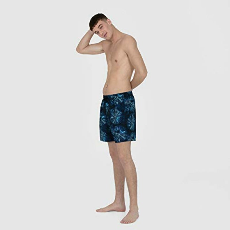 Men Star Wars Allover 16 Watershort for beach and pool use, quick-dry polyester fabric, navy blue with iconic character print, UV protection and stretch fit - Image 3