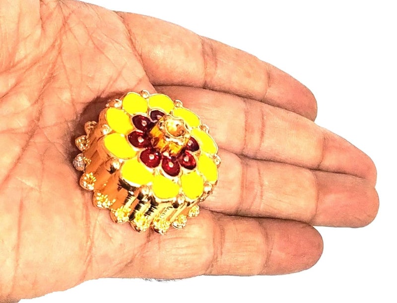DeLegarde Red Sindoor Powder Small Fancy Gift box for Women Puja Tilak Suhaag Sindur 8 gm - Image 3