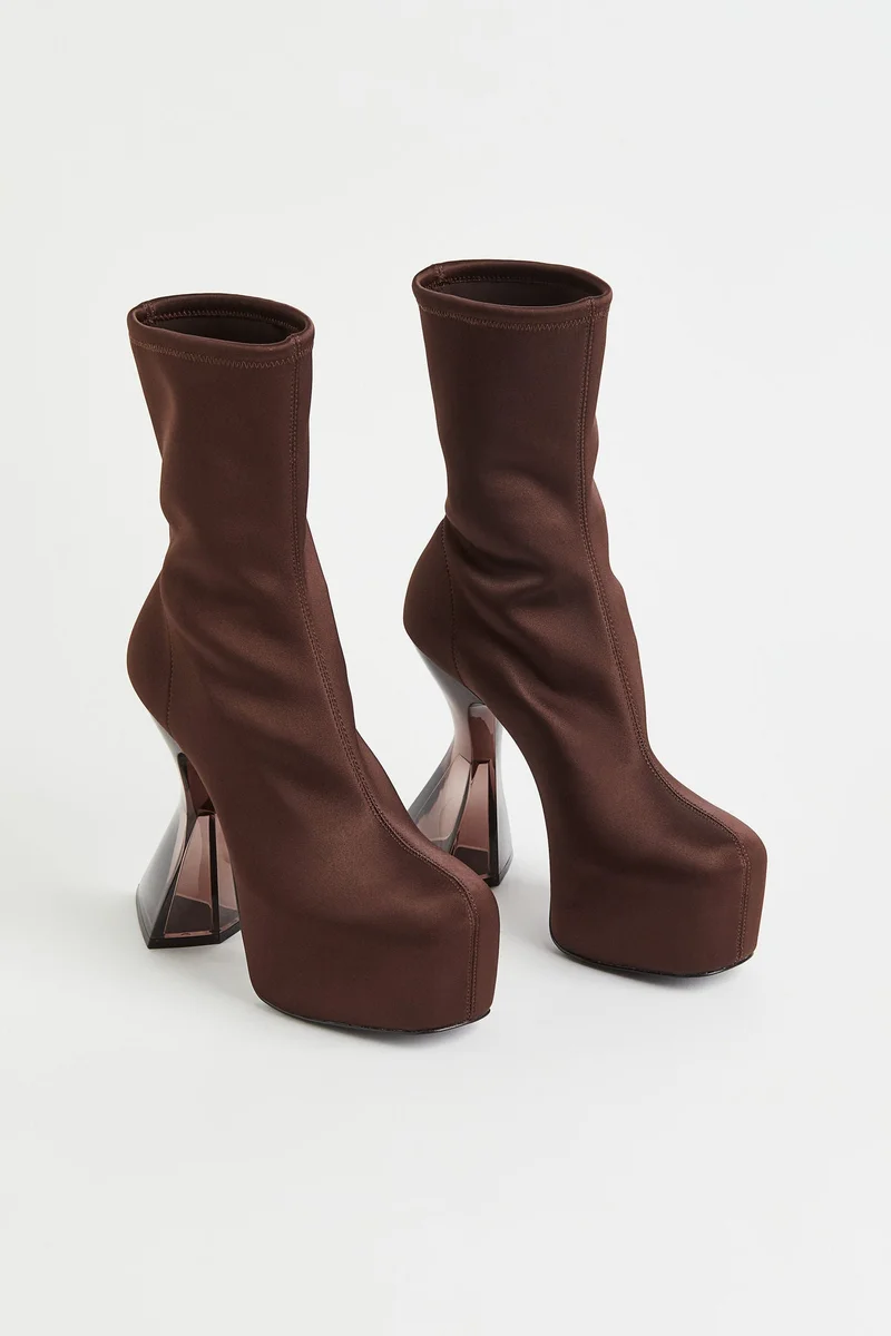 اتش اند ام بوت ساتان سميك النعل