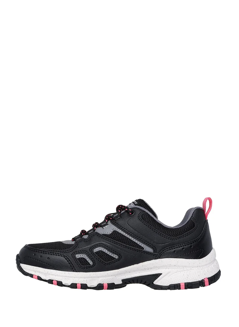 SKECHERS Hillcrest