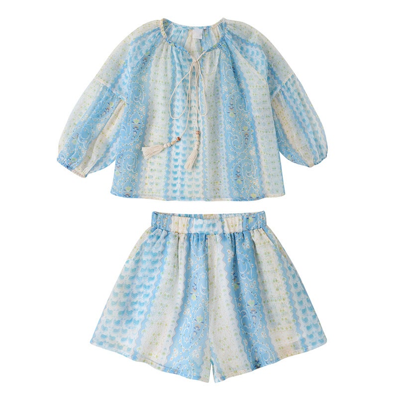 Family Matching Outfits for Four: Beach Set for Couples Traveling in Yunnan - Mother-Daughter Ethnic Style Dopamine Protection Set - Image 1