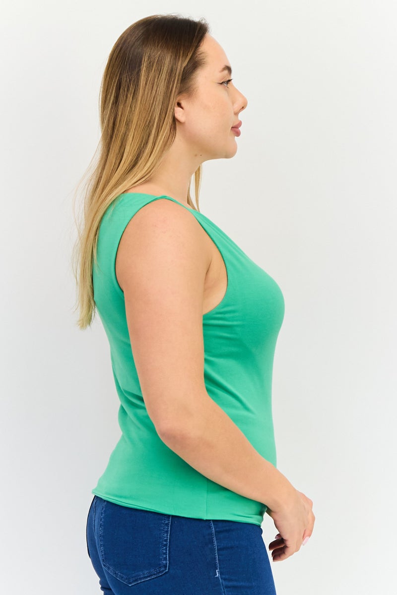 Kathy Ireland Women Boat Neck Sleeveless Solid Tank Top, Green  - Image 2