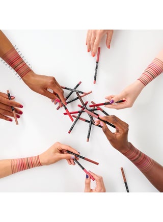 8 Hour Matte Comfort Lip Liner | 07 Classic Red | Long Lasting Waterproof Lip Pencil with Smooth Application | Precise Outlining for Defined Lips Classic Red - view 4