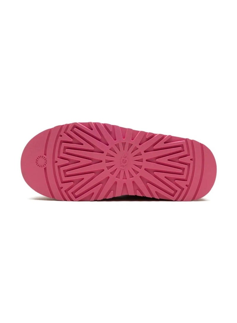 UGG Tazz Love ’25 Tropical Pink Arroyo Women’s Slippers – Comfy Summer Footwear - Image 4