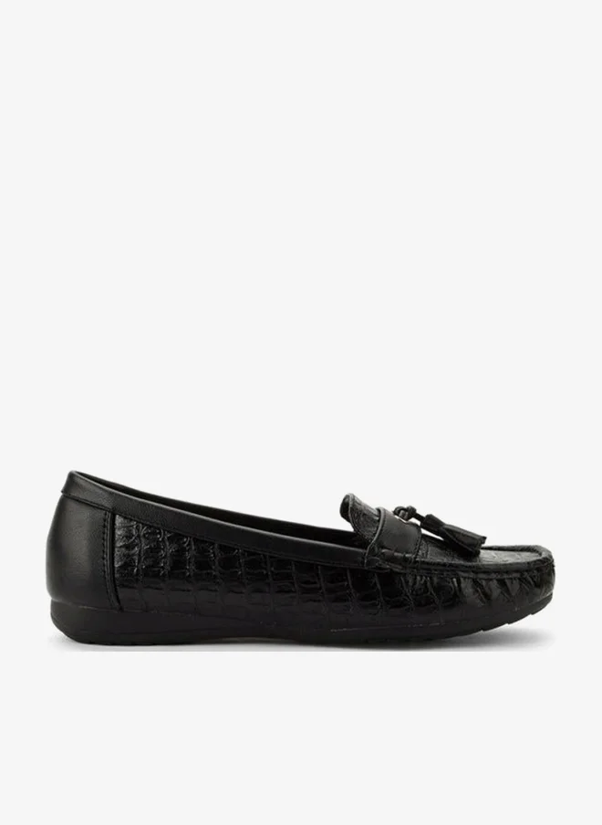 Women Tassel Accent Moccasins