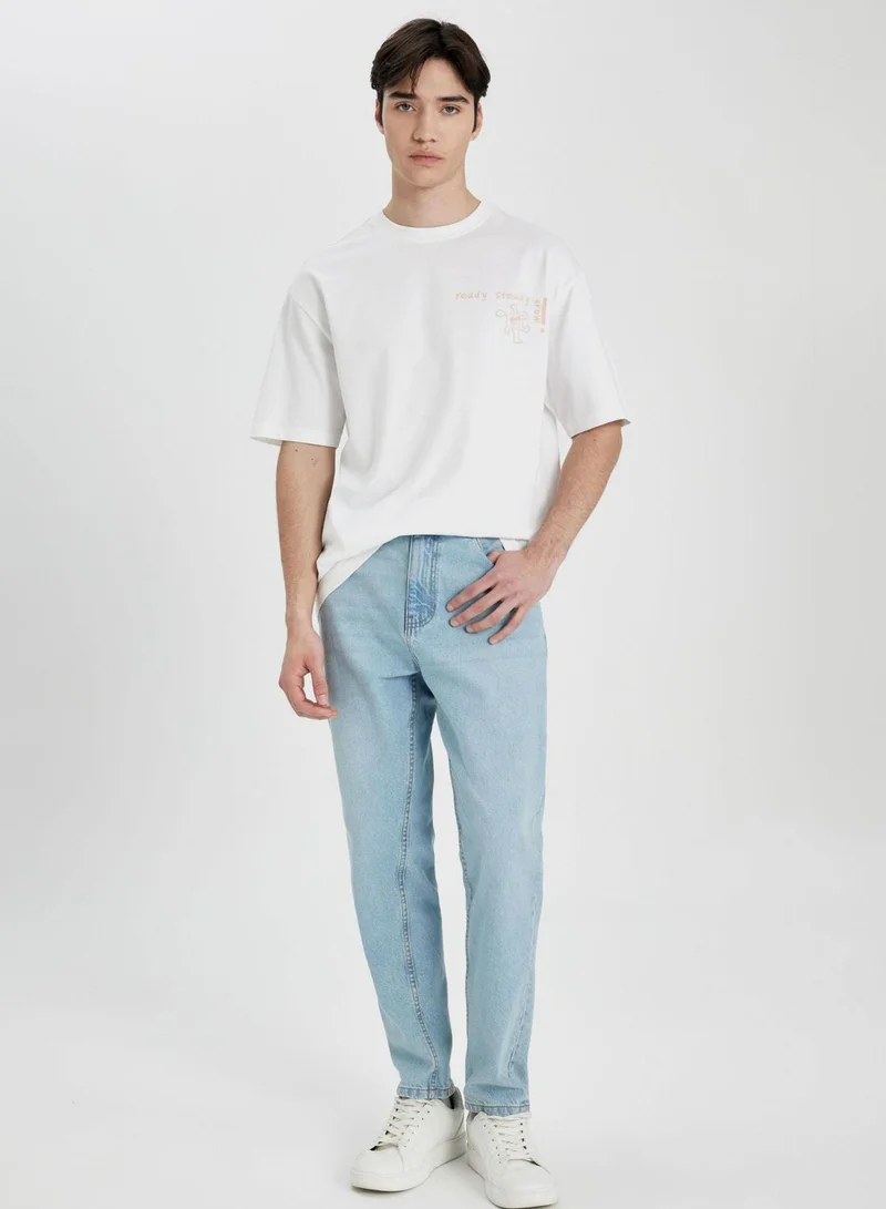 ديفاكتو Comfort Fit Crew Neck Printed T-Shirt