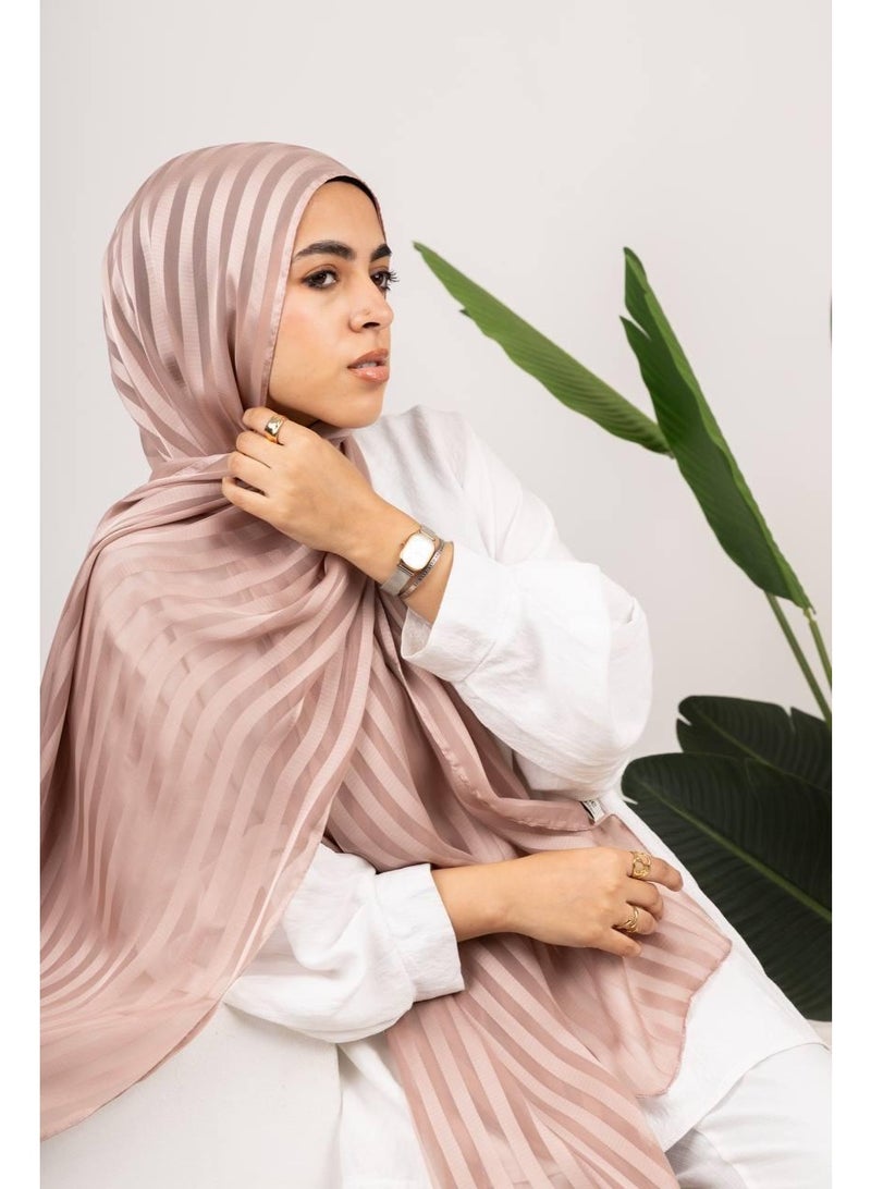 LA VELATA Lined Satin Chiffon Scarf - Image 1